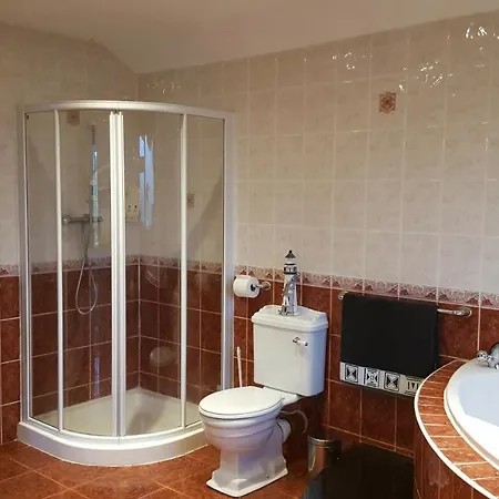 Sunrise View Bed & Breakfast 4*